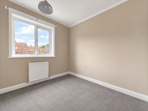 2 bed Terraced to rent Image 9