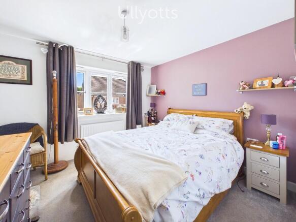 4 bed Detached for sale Image 7