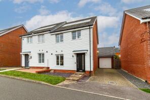 10, Gregory Drive, Church Crookham, Fleet GU52 8BA