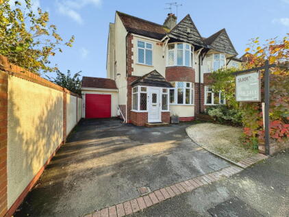 York Avenue, Finchfield, Wolverhampton, WV3 9BZ