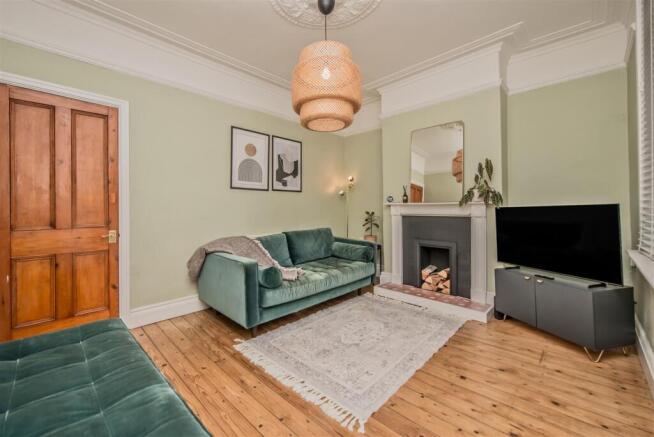 Knox Street, Rodley, Leeds photo 4