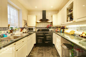 75, Caistor Park Road, Stratford, London E15 3PS