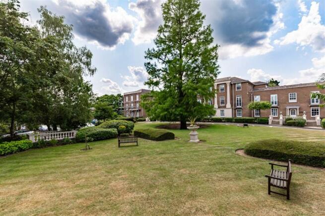13 Theydon Bower, Epping C (29).jpg