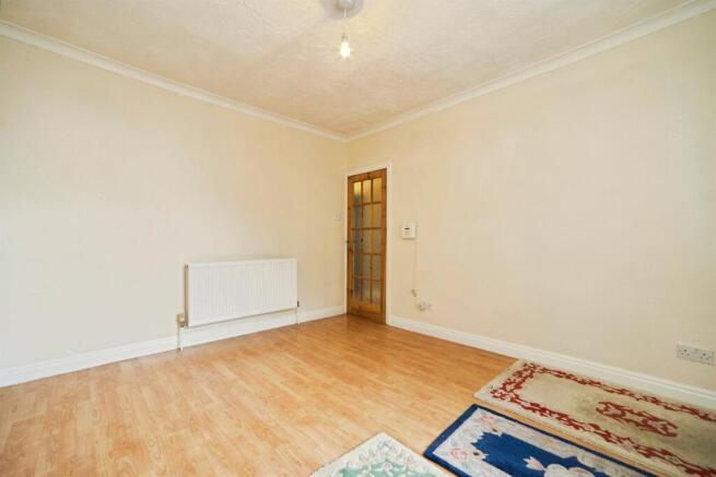 2 bed Semi-Detached for sale Image 8