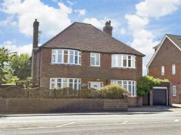8 Melrose, Brighton Road, Horley RH6 7ES