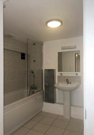 Family bathroom