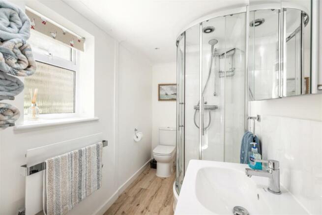 Annex Shower Room