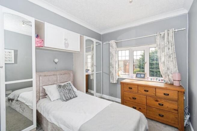 5 bed Detached for sale Image 10