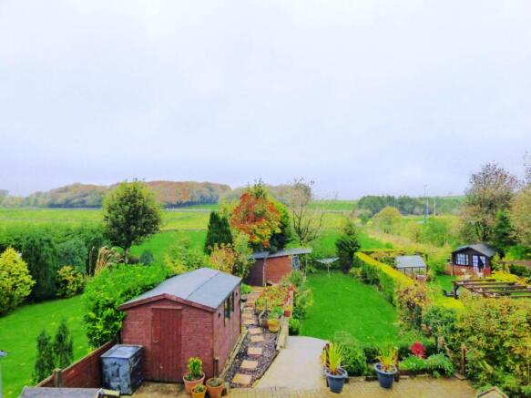 Garden & Views