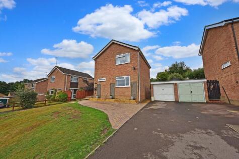 Tulbrook Stones, Middleton Cheney, Banbury, OX17