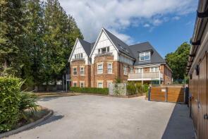 Flat 7, 30 Pinewood Lodge, Tower Road, Poole BH13 6FD