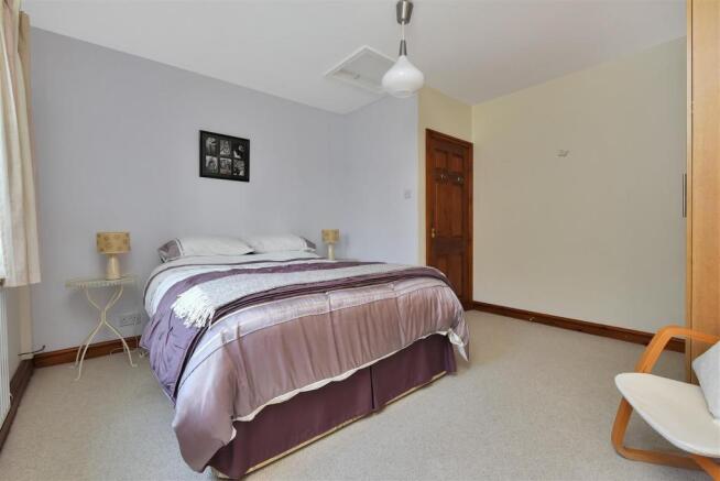 GF BEDROOM