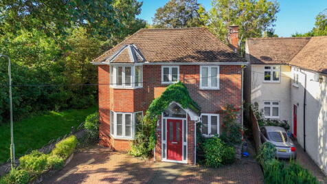 Anton Road, Andover, SP10 2EN