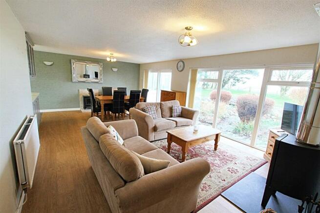 Lounge/kitchen/Diner