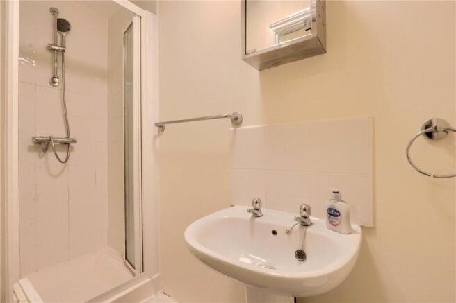 1 bed Flat to rent Image 8
