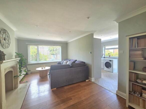 3 bed Semi-Detached Bungalow for sale Image 12