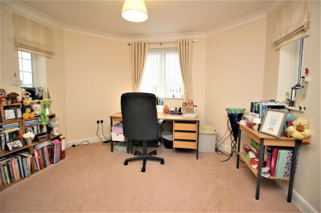 Photo 10