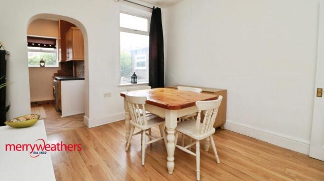 2 bed Terraced for sale Image 5