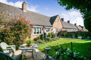 3, The Bungalows, Stow Road, Moreton-in-marsh GL56 0EG