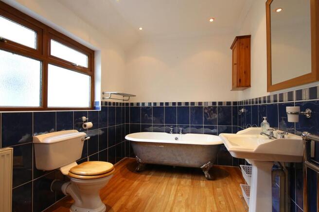 25 Teilo St 2385.JPG