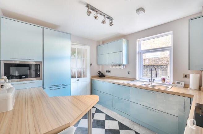 099881e7-73c5-42b...