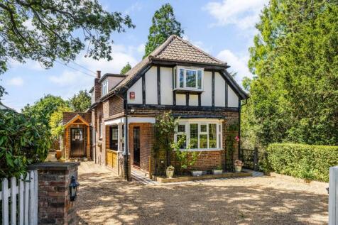 Horsley Road, Downside, Cobham, KT11