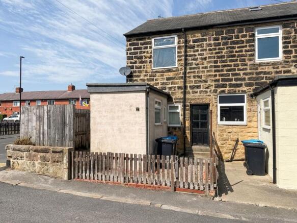 2 bed Terraced for sale Image 8