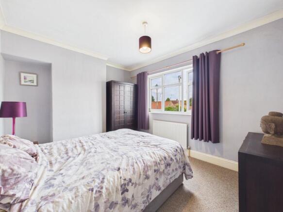 3 bed Terraced for sale Image 9