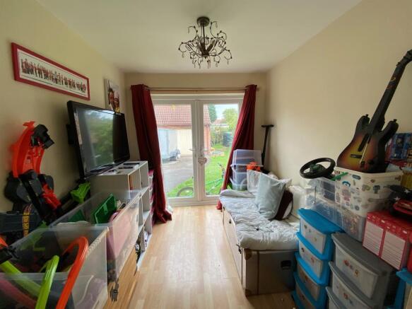 Photo 10