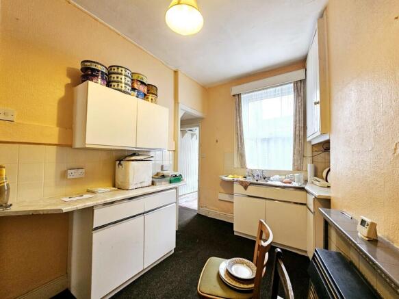 7 bed Terraced for sale Image 6