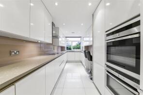 Flat 36, Walsingham, St John's Wood Park, London NW8 6RJ