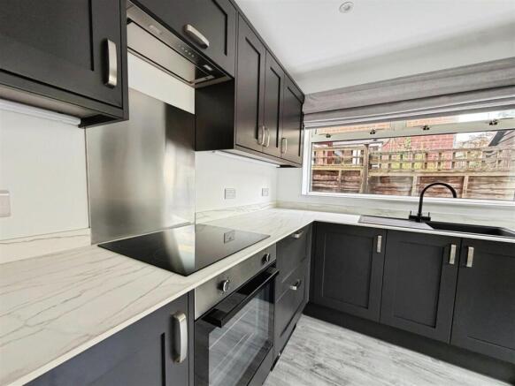 72d2cb85-kitchen.jpeg