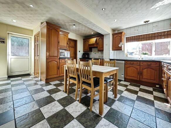 Kitchen Diner