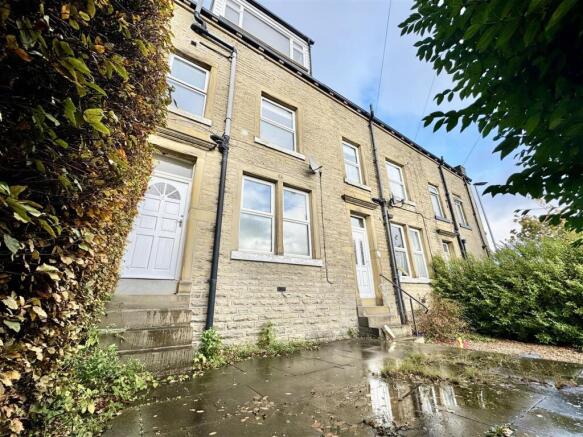 3 bed Terraced for sale Image 10