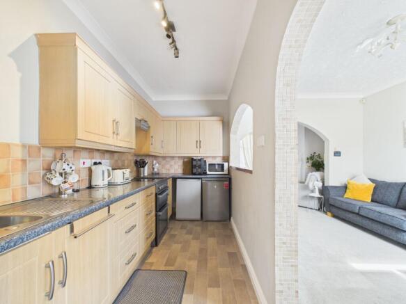 3 bed Terraced for sale Image 6
