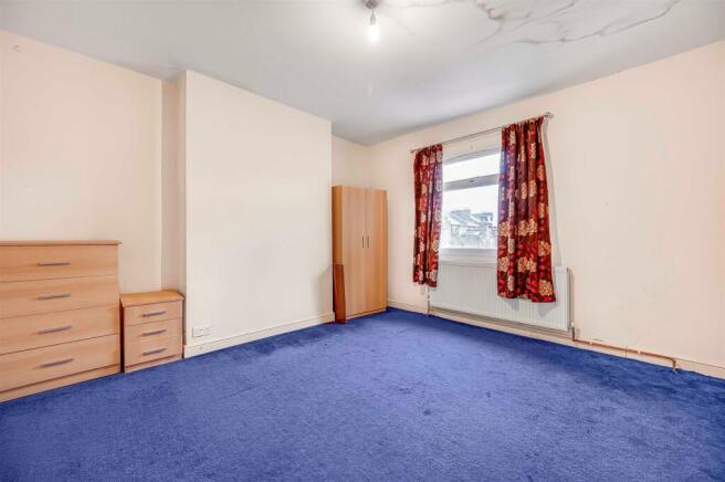 Davies___Davies_57_Victoria_Rd__Finsbury_Park__Lon