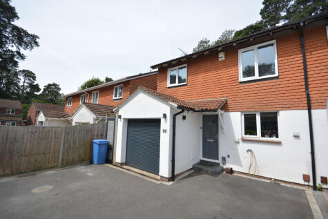 Meadowsweet Road, Creekmoor, Poole, Dorset, BH17