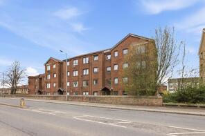 72, Larkin Gardens, Paisley PA3 2AX