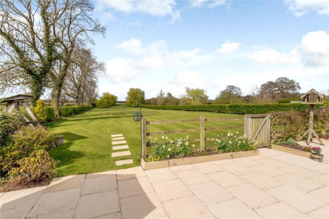 Garden/Paddock