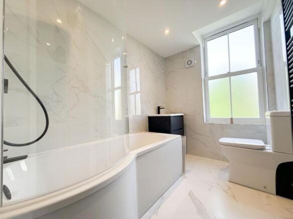3 bed Semi-Detached for sale Image 11