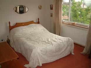 Bed 1 of 5