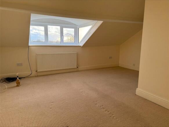 2 bed Apartment for sale Image 9