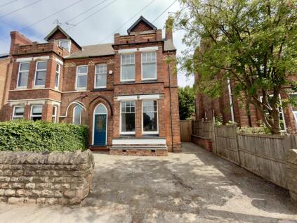 Station Road, Beeston, NG9