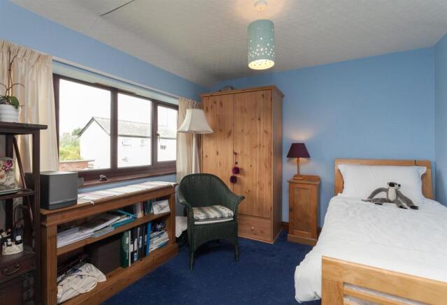 Bedroom 2.jpg