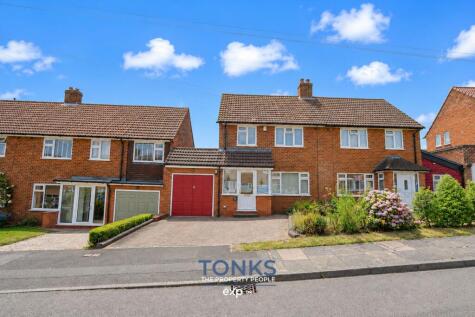 Wirral Road, Birmingham, B31 1NX