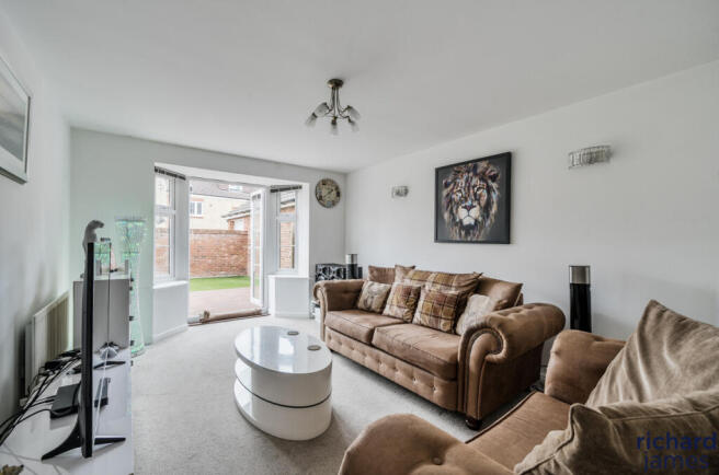 38aeddc708324652a6b9628c17cd3133