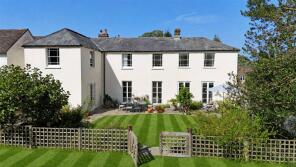 South House, Upper Street, Pulborough RH20 1HU