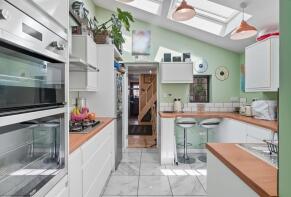 20, Sandy Lane North, Wallington SM6 8JX