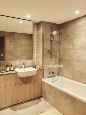 3 bed Flat to rent Image 8