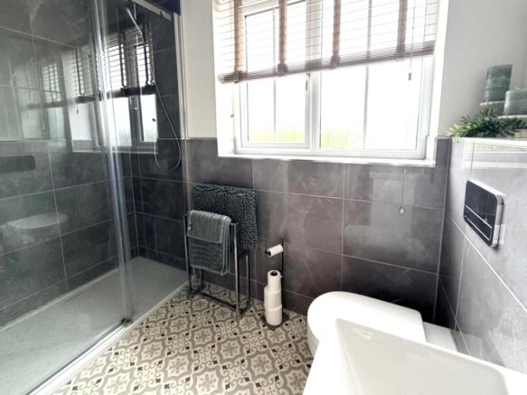3 bed Semi-Detached for sale Image 12
